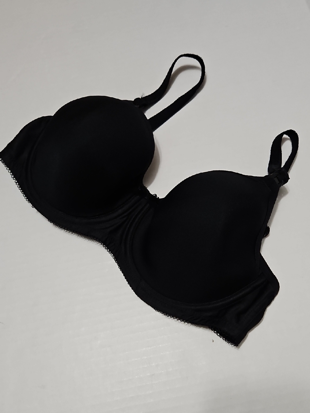 Freya Black Smooth Molded T-Shirt Underwire Bra With Lace Trim Size 34C